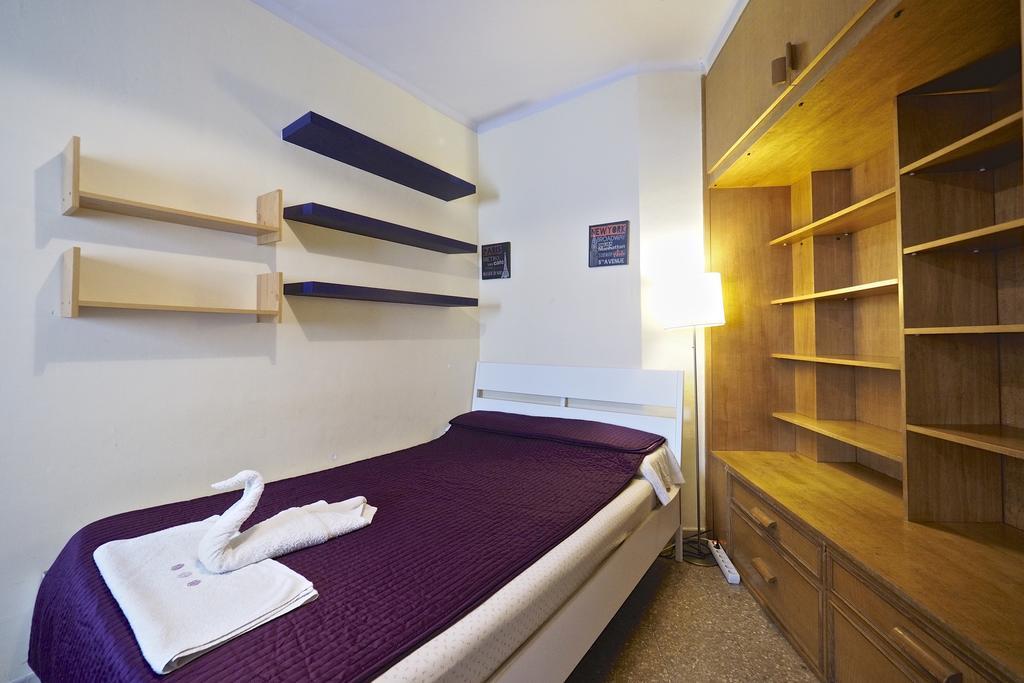 Motorsport Barcelona Hostel Luaran gambar