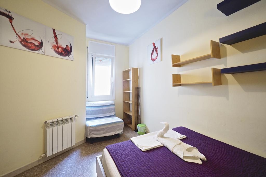 Motorsport Barcelona Hostel Luaran gambar
