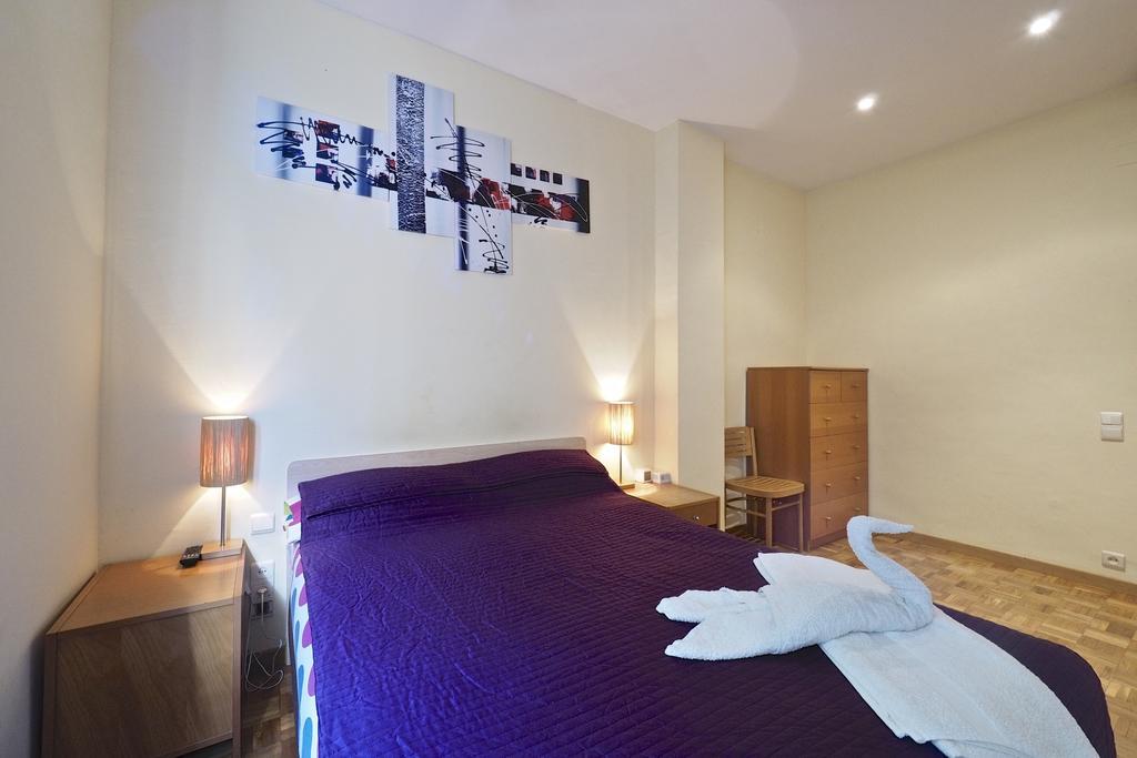 Motorsport Barcelona Hostel Luaran gambar