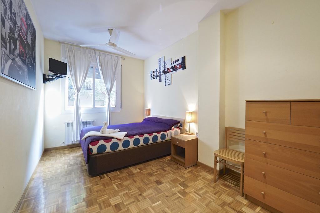 Motorsport Barcelona Hostel Luaran gambar